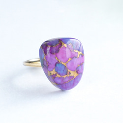 華やか 大ぶり ターコイズ イヤーカフ 天然石 一点物 ラベンダー 紫 パープル 紫陽花 3枚目の画像