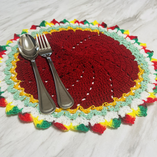 鍵あみ】クリスマスを思わせるランチョウマット カーペット・絨毯