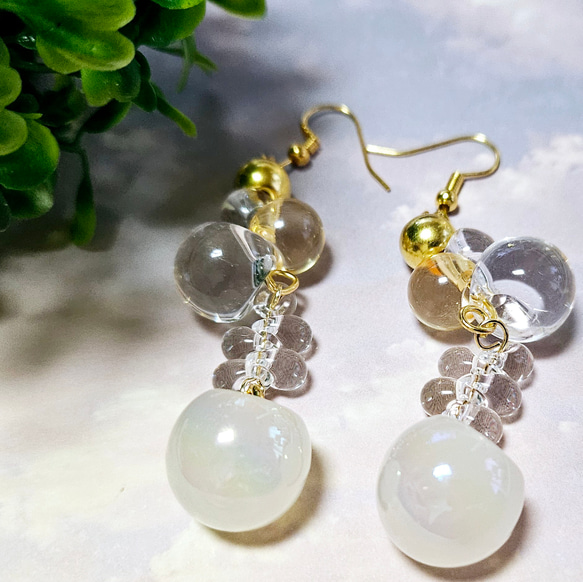 鈴丸ビーズピアス☆クリア☆すずしげ☆イヤリング変更可☆金属