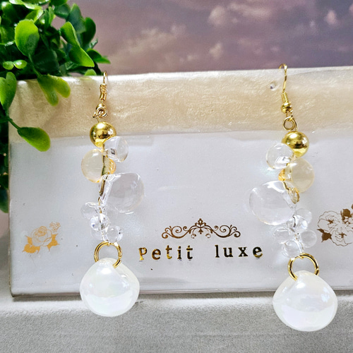 鈴丸ビーズピアス☆クリア☆すずしげ☆イヤリング変更可☆金属