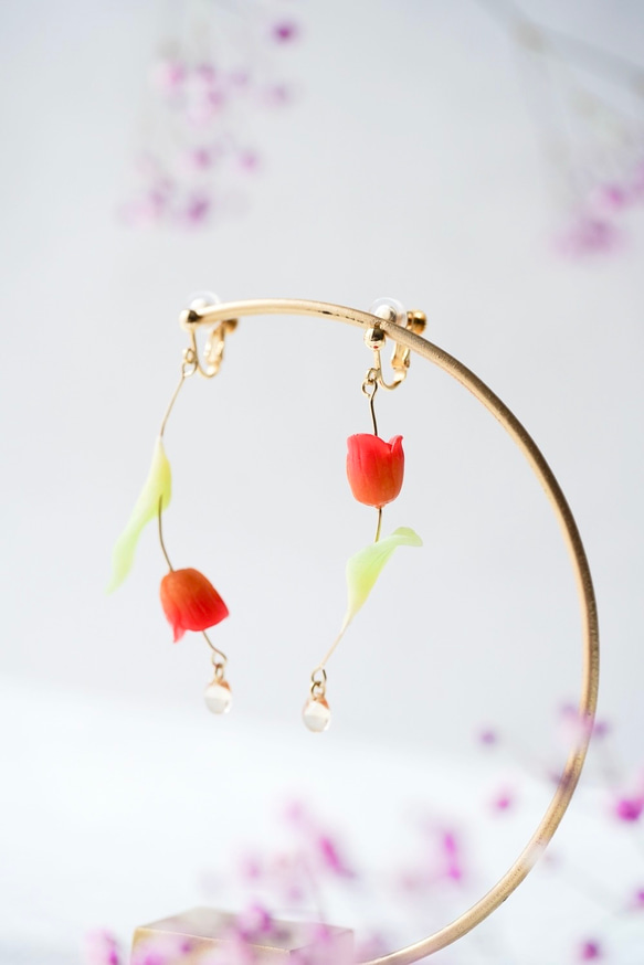 春色チューリップのピアス/イヤリング 1枚目の画像