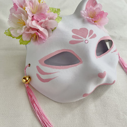 桜の花の猫面② 2枚目の画像