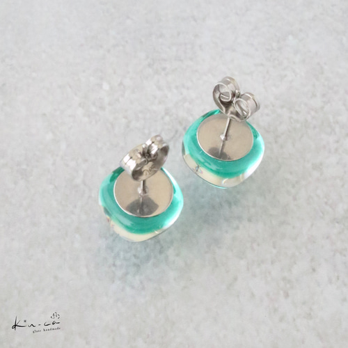 ガラス　グリーン系　フラワー　ジャラジャラ　ピアス　イヤリング イヤリング Yureha グリーン