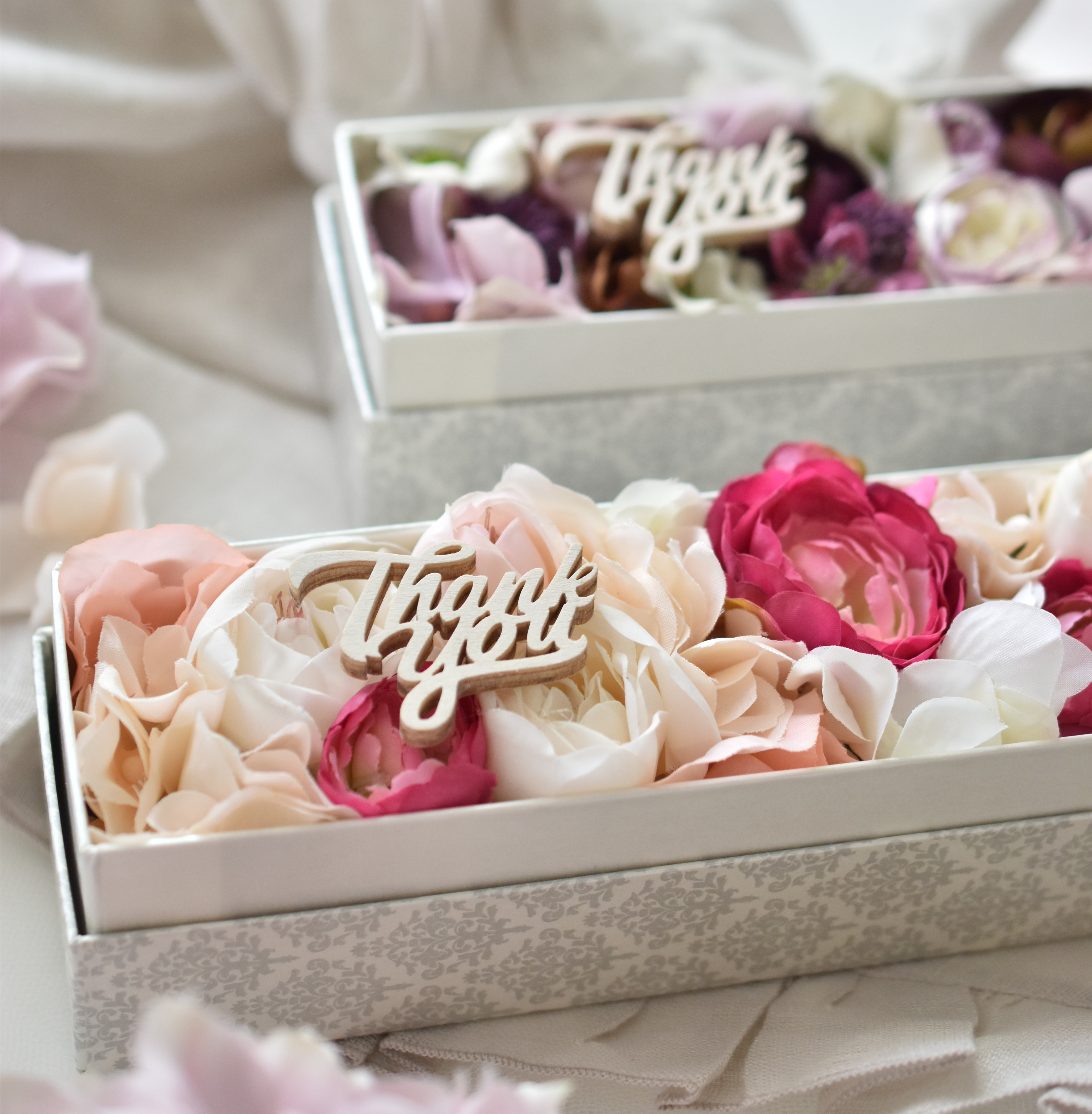 『母の日ギフト』フーシャピンクローズのボックスアレンンジ