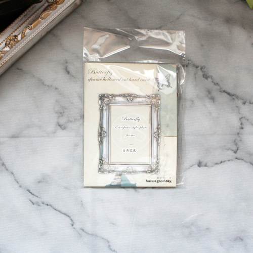 コラージュ素材 窓 窓枠 扉 蝶々 おすそ分け コラージュ素材 窓 窓枠 扉 蝶々 おすそ分け