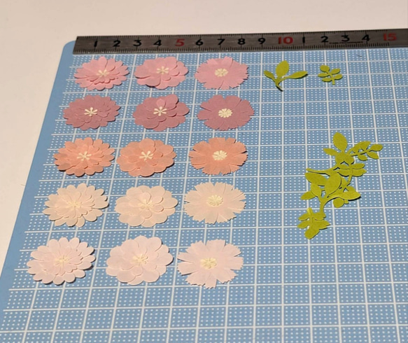 春色ピンクのお花と葉っぱのセット 2枚目の画像