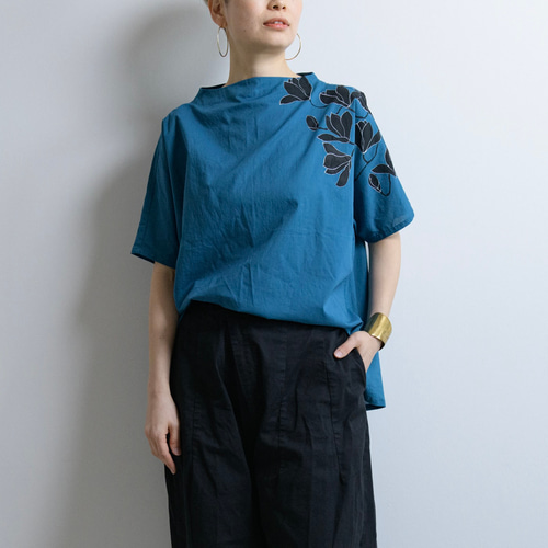 値下　yori  ぬくぬくTeeブラウス【2022AW】 Tops / yori – yori shirocon