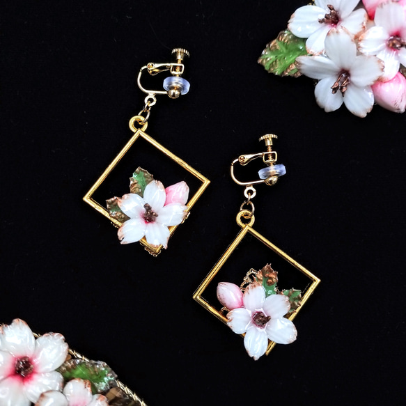 染井吉野のスクエアイヤリング/ピアス・桜 イヤリング 
