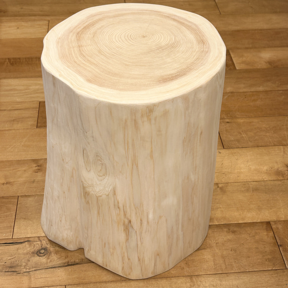 Hinoki  Wood  Stool  No.637 1枚目の画像