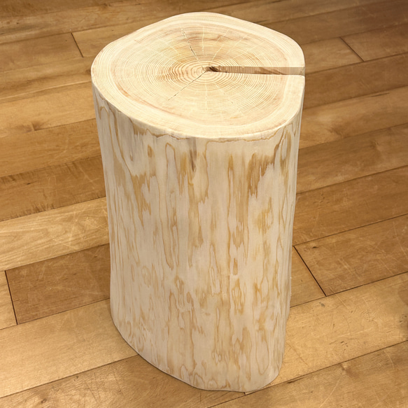 Hinoki  Wood  Stool  No.638 1枚目の画像