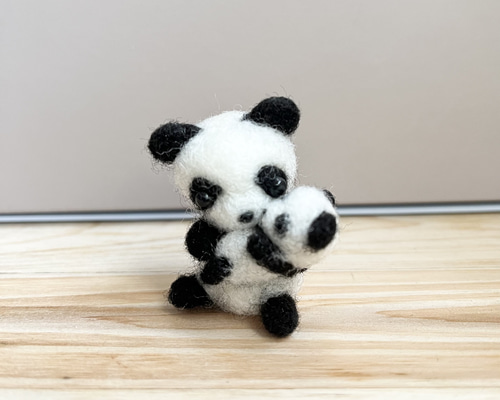 パンダの親子 羊毛フェルト 羊毛フェルト モカ＆ラテ 通販 17527489