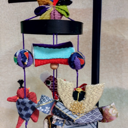 小さな吊るし飾り 鯉のぼり (飾り台付き) 4枚目の画像