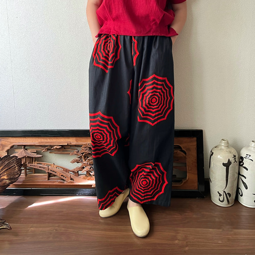 あくびちゃん？アラジン？アフリカンバティックパンツ 動きがよく出る