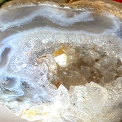 レース瑪瑙✨　レインボー　アゲート ジオード　晶洞　原石　ラフストーン 3枚目の画像