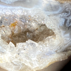 レース瑪瑙✨　レインボー　アゲート ジオード　晶洞　原石　ラフストーン 4枚目の画像
