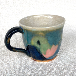 モネをイメージ、甘く、色の重なりが面白いカフェカップ 2枚目の画像