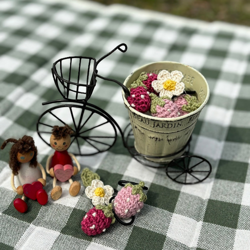 かぎ編み いちごヘアゴム ヘアゴム ma_ya 通販 17527906｜Creema(クリーマ)