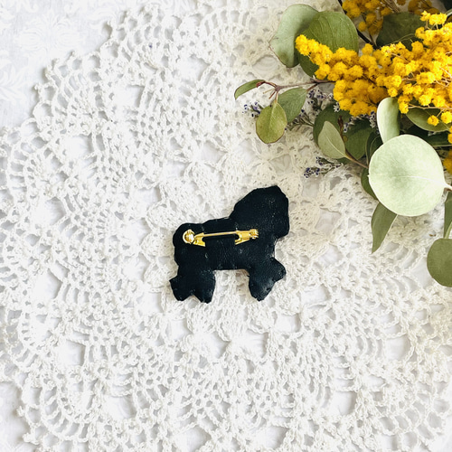 メリーゴーランドのブローチ ビーズ刺繍ブローチ | hamonihamoni