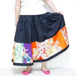 Kimono HAREGI Skirt Long -Using Vintage Kimono Fabrics 第14張的照片