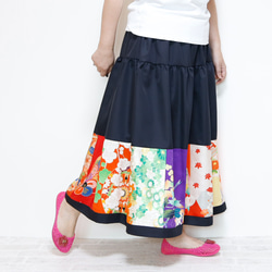 Kimono HAREGI Skirt Long -Using Vintage Kimono Fabrics 第3張的照片