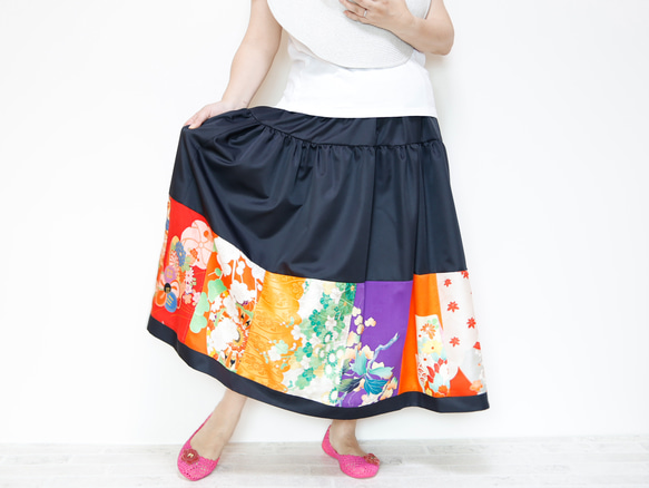 Kimono HAREGI Skirt Long -Using Vintage Kimono Fabrics 第11張的照片