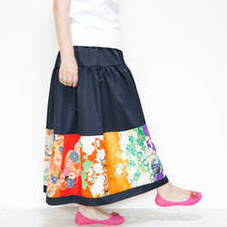 Kimono HAREGI Skirt Long -Using Vintage Kimono Fabrics 第13張的照片