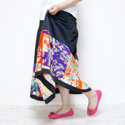 Kimono HAREGI Skirt Long -Using Vintage Kimono Fabrics 第9張的照片