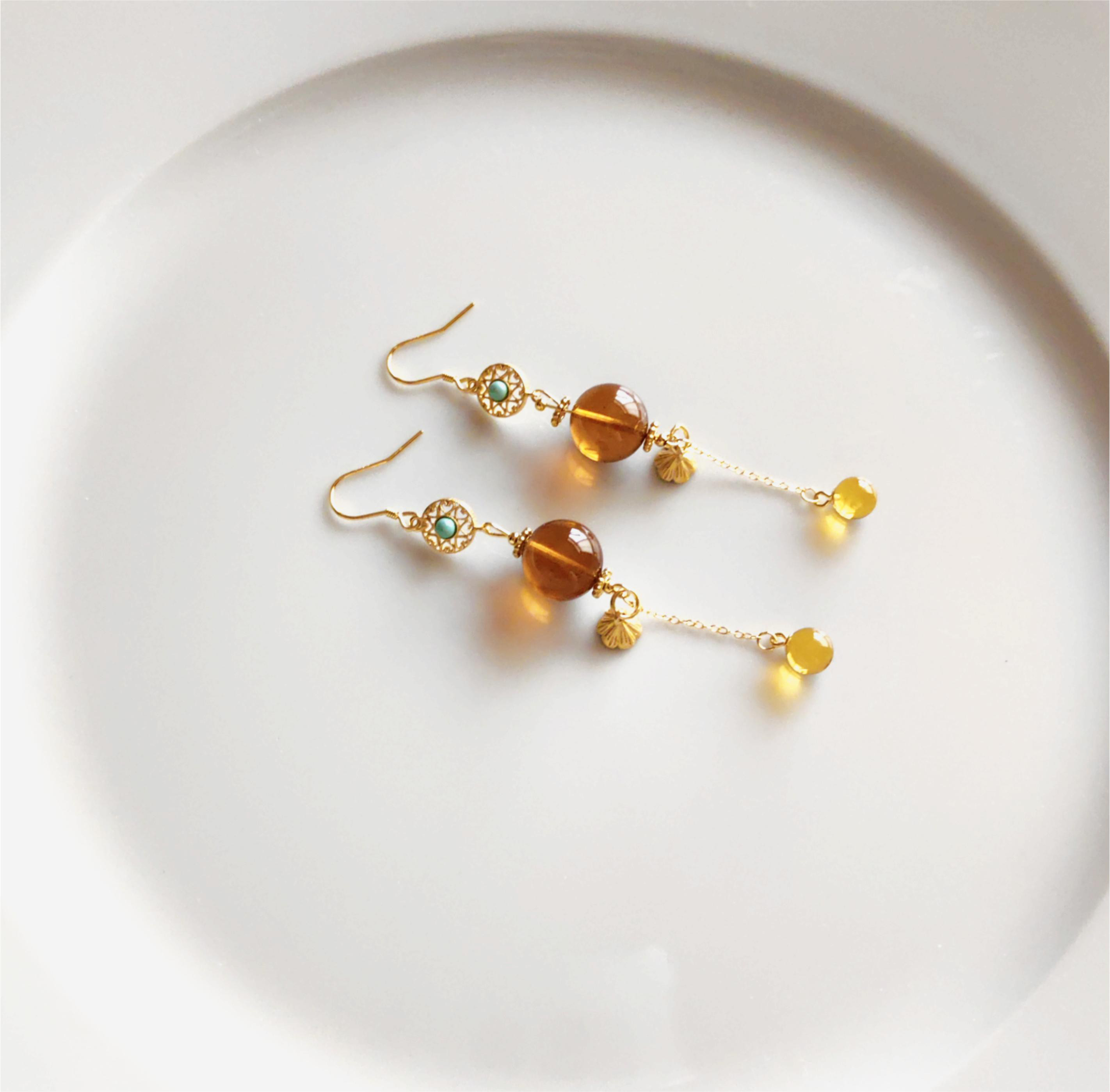 50％OFF NewOpen タッセルピアス フックイヤリング 天然石 琥珀 アンバー　おしゃれ