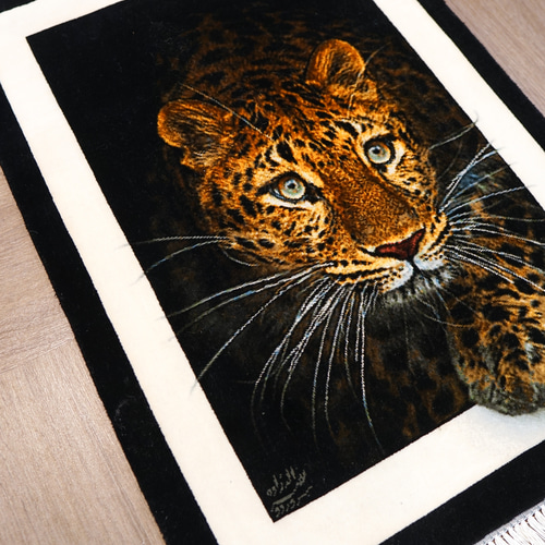 81×58cm 【ペルシャタブリーズ産の総手織り絨毯】 カーペット・絨毯