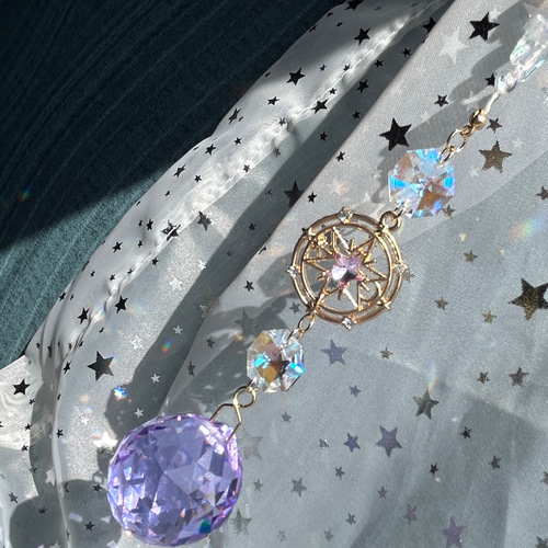 紫ボールのサンキャッチャー サンキャッチャー 虹色パレット 通販