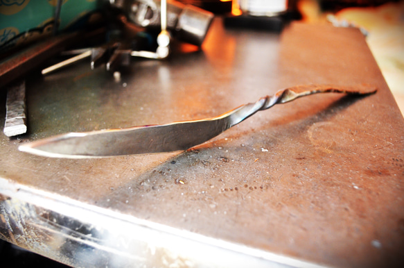 鈦餐具·餐刀·高品質鈦製餐刀·220mm 第1張的照片