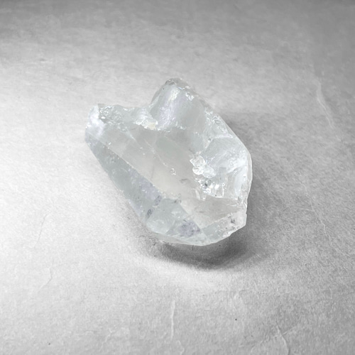 brazil crystal quartz：storation / ブラジル産水晶原石17：スト