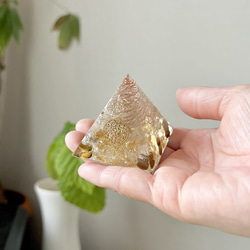 豊かさを願ったオルゴナイト〜ピラミッド型 6枚目の画像