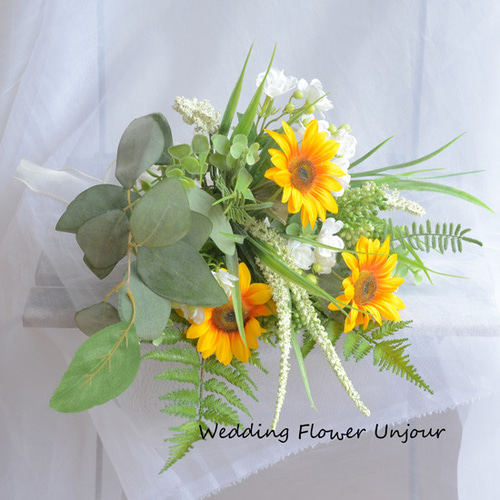 送料無料] ひまわり クラッチ ナチュラル グリーン 花束 スワッグ