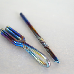 Titanium Tuning fork pendant・チタンの音叉4096Hz・丸型 4枚目の画像