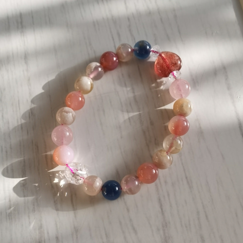 恋が叶う」石彫り*5種類ヒマラヤ天然水晶 ブレスレット ブレスレット