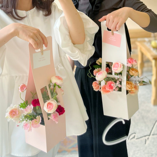 ポポラスです！1度だけ使用！豪華なお花のバッグ rosegift10sq.jpg