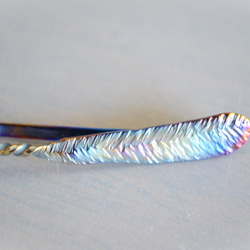 Titanium tie bar・飾り羽の純チタンネクタイピン５１mm・A 2枚目の画像