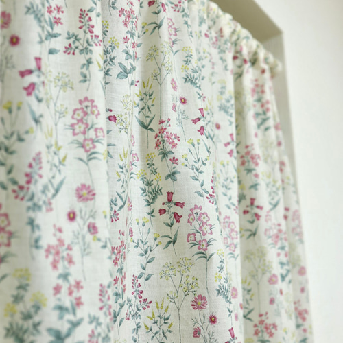 カフェカーテン ピンクの花柄が爽やかなふんわり小窓カーテン