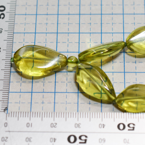 Жソ付 リトアニア産天然グリーンアンバードロップカット 琥珀 49.2  