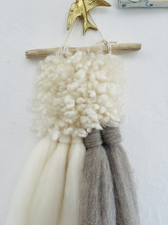 クリクリ羊毛と2色のトップのハンギング 2枚目の画像