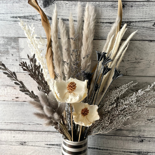 花瓶付き　モノトーン　ドライフラワー　花瓶　スワッグ　ブーケ　ZARA  ドライフラワーグレーのインテリア そのまま飾るだけ花材セット ホテル
