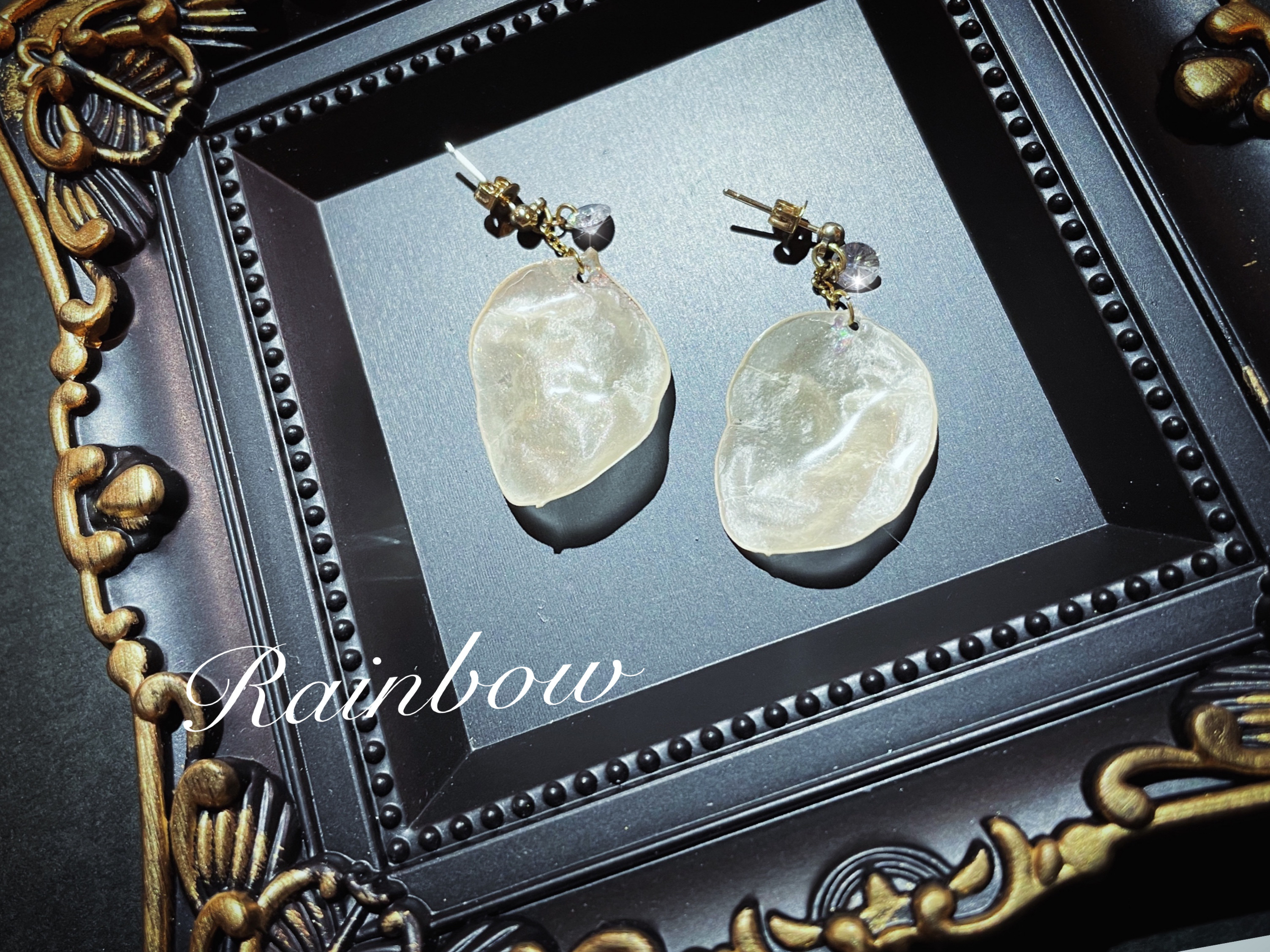 ルナリアピアス 本物のお花ピアス　送料無料