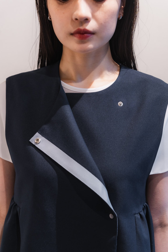 Sarasara vest　ネイビー　sai　日本製　ストレスフリー　体型カバー　ベスト　フリーサイズ　即納 6枚目の画像