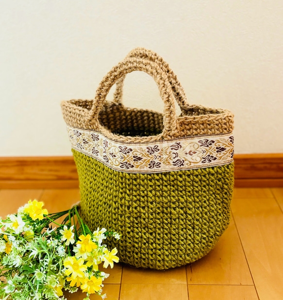 母の日早割『Creema限定』刺繍リボンと麻ひものかごバッグ 内布付♡オリーブ 2枚目の画像