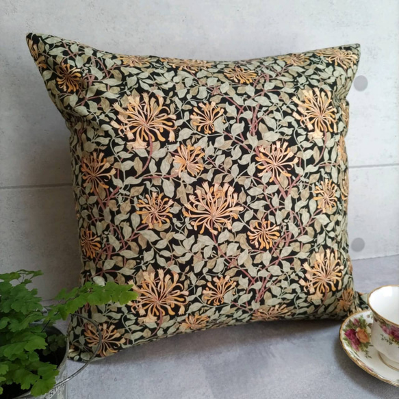 William Morris ウィリアムモリス クッションカバー BRAMBLE Morris Design Studio フルーツ クッションカバー | 【公式