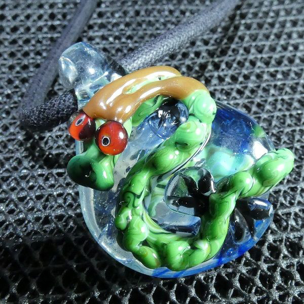 龍（ドラゴン）ＮＯ.1（ガラス、とんぼ玉、ネックレス）