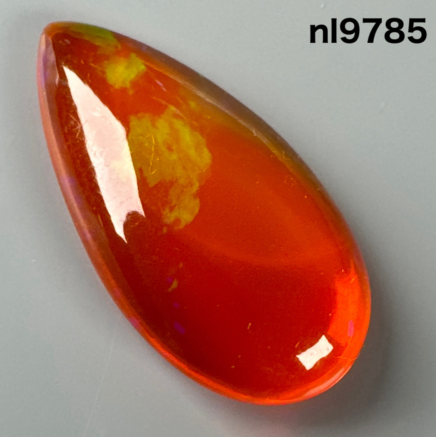 スーパーファイア オパール 5A 26ミリ ルース nl9785