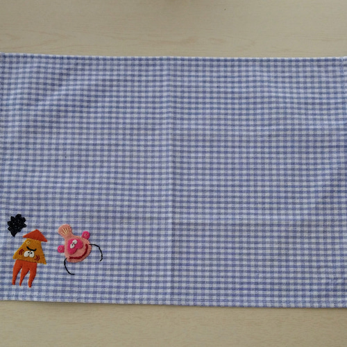 イカとアンコウのフェルト手刺繍ランチョンマット ランチョン