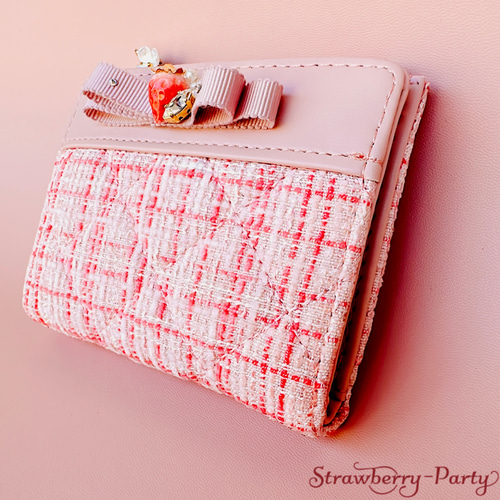予約販売】バイフォールド ウォレット・ツイード生地と赤いちごちゃん